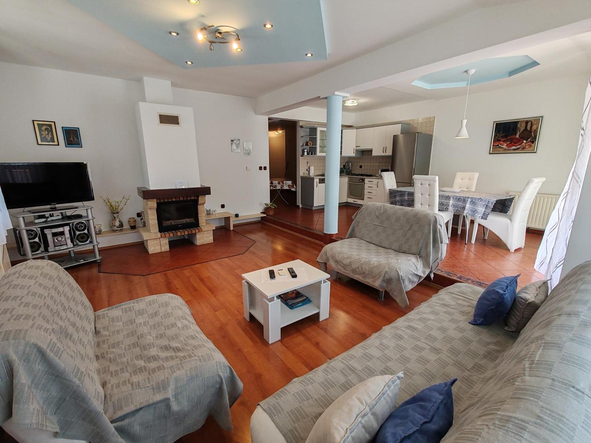 Apartments Kricin 14 Baška Екстериор снимка